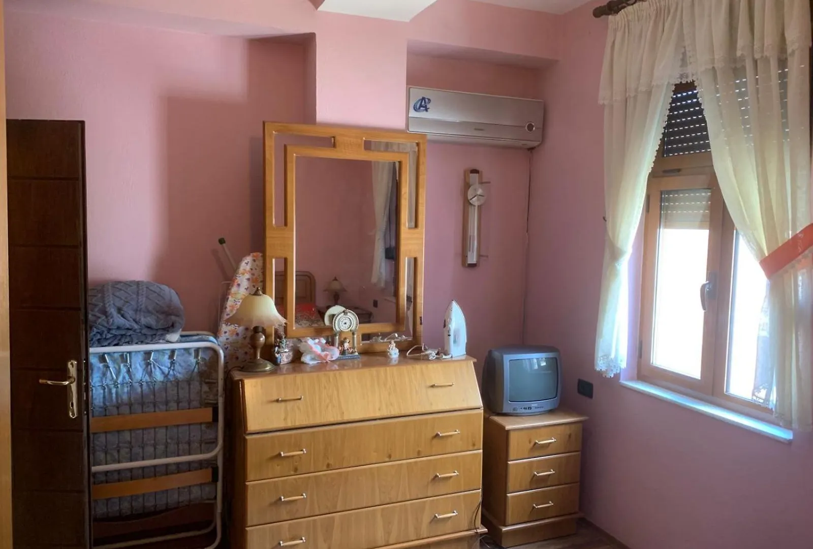 City View Apartment Pogradec Albánia